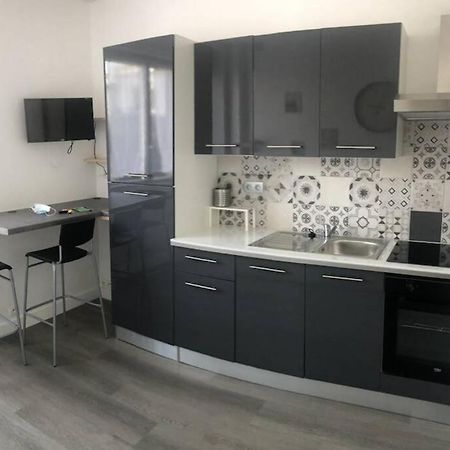 Apartament Yannadal/Studio Cosy Avec Vraie Cuisine A Recouvrance/ Proche Tram/Bus Et Proximite Avec L'Arsenal Brest Zewnętrze zdjęcie
