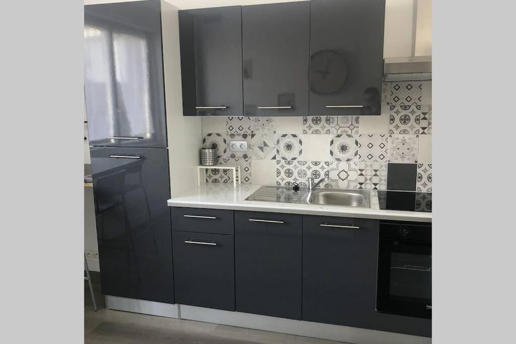 Apartament Yannadal/Studio Cosy Avec Vraie Cuisine A Recouvrance/ Proche Tram/Bus Et Proximite Avec L'Arsenal Brest Zewnętrze zdjęcie